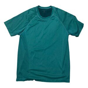 FABLETICS Mens Performance Moisture Wicking Athletic T-Shirt In Teal Green With